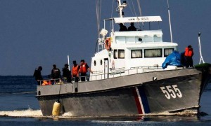 古巴顶不住了，公开承认和美国举行谈判，还同意美国特工登岛办案！