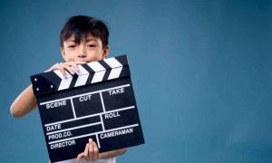 演短剧的儿童演员，动辄威胁同学“灭你全家”