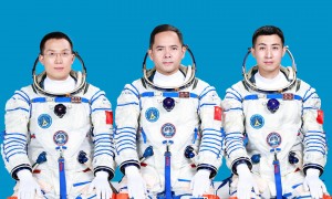 涵盖“70后”“80后”“90后”，神舟二十一号航天员乘组公布